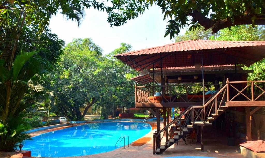 Outpost Pool